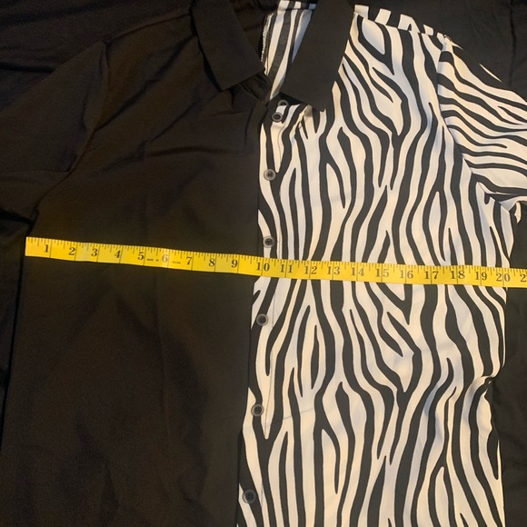 NWOT SHEIN color block animal print blouse - Picture 2 of 4